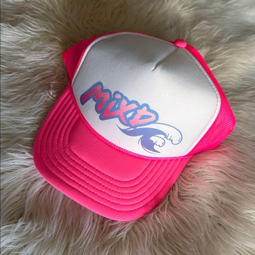 🌊 MIXD SNAP BACK HAT🧢